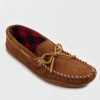 Shoes * | Minnetonka Men'S Double Bottom Fleece Slipper